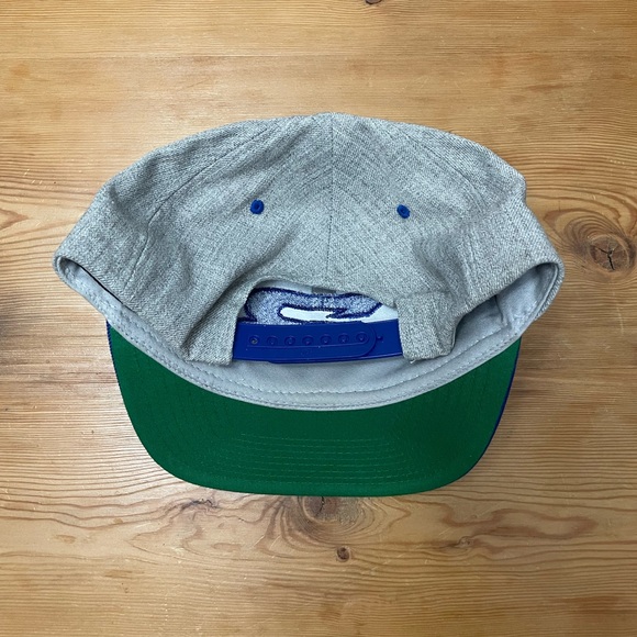 B45 Baseball snapback with green underbill - Picture 2 of 2